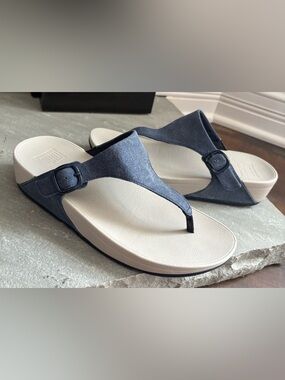 fitflop The SKINNY Blue Denim Toe-Thongs Slip on Flip Flops Sandals Womens Sz 8